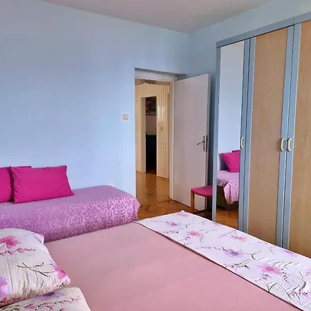 Aurel Apartamento Omiš