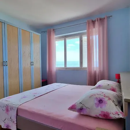 Apartamento Aurel Omiš